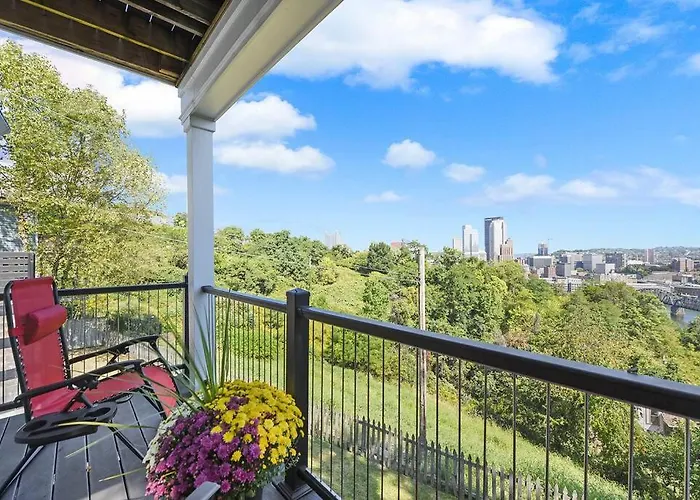Holiday home View Sanctuary With Hot Tub *