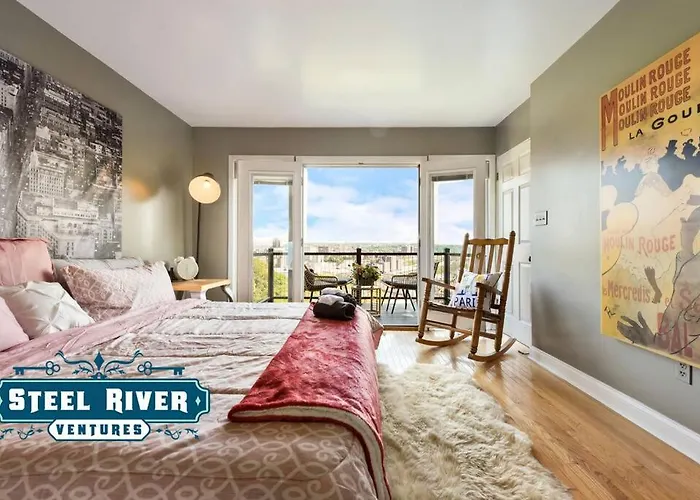 Holiday home View Sanctuary With Hot Tub Pittsburgh