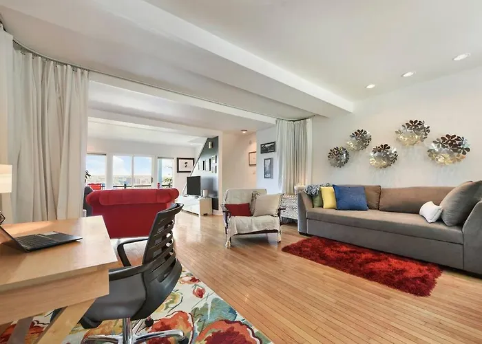 View Sanctuary With Hot Tub Holiday home